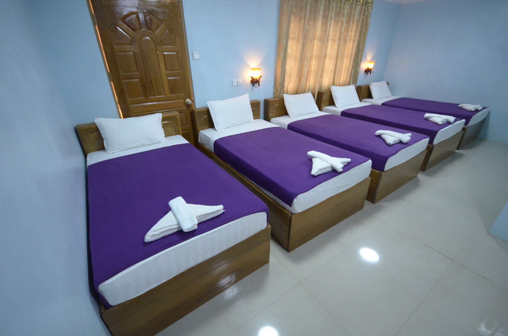 Inlay Palace Hotel Nyaung Shwe Exterior photo